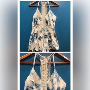 PreLoved YOINS sexy romper womens small blue and white